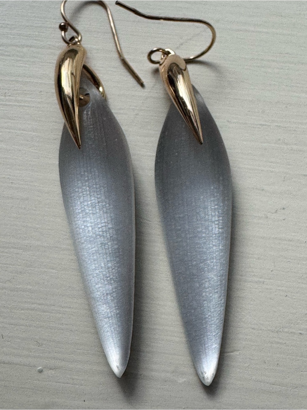 Alexis Bittar Gold trim white lucite with black back Teardrop Dangle Earrings - Picture 2 of 8
